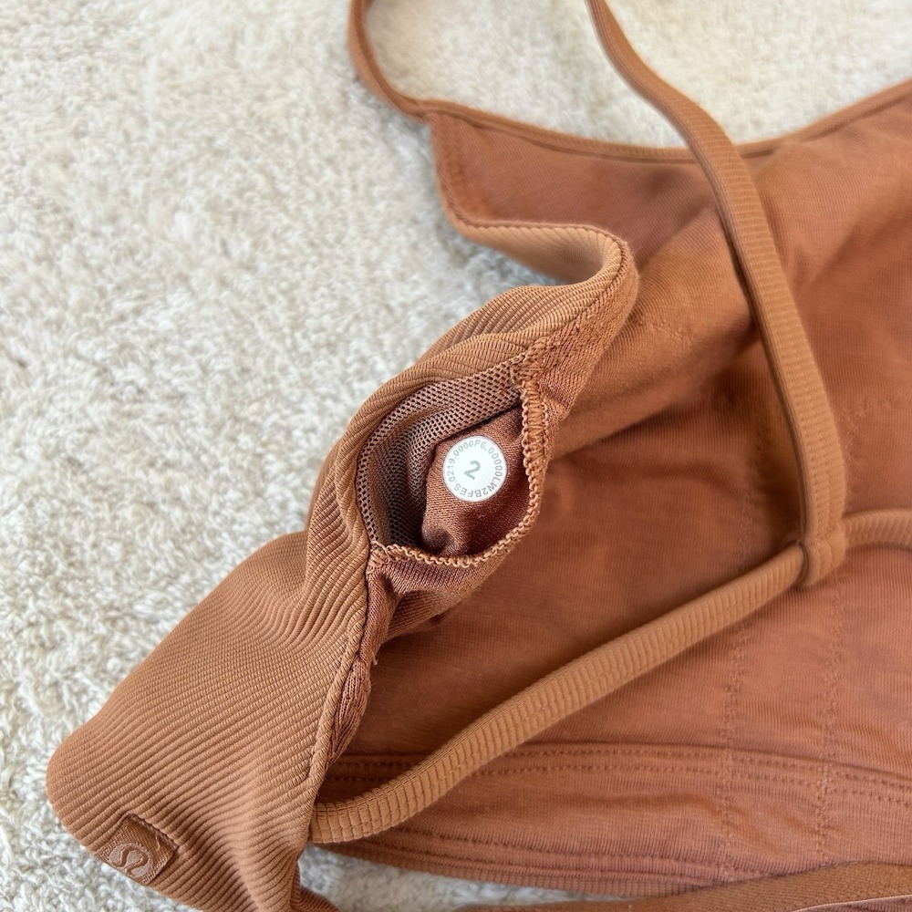 Lululemon Women's High Neck Ribbed Bra Size 2 Inner Glow Canyon Rock Gym Yoga - Picture 3 of 3